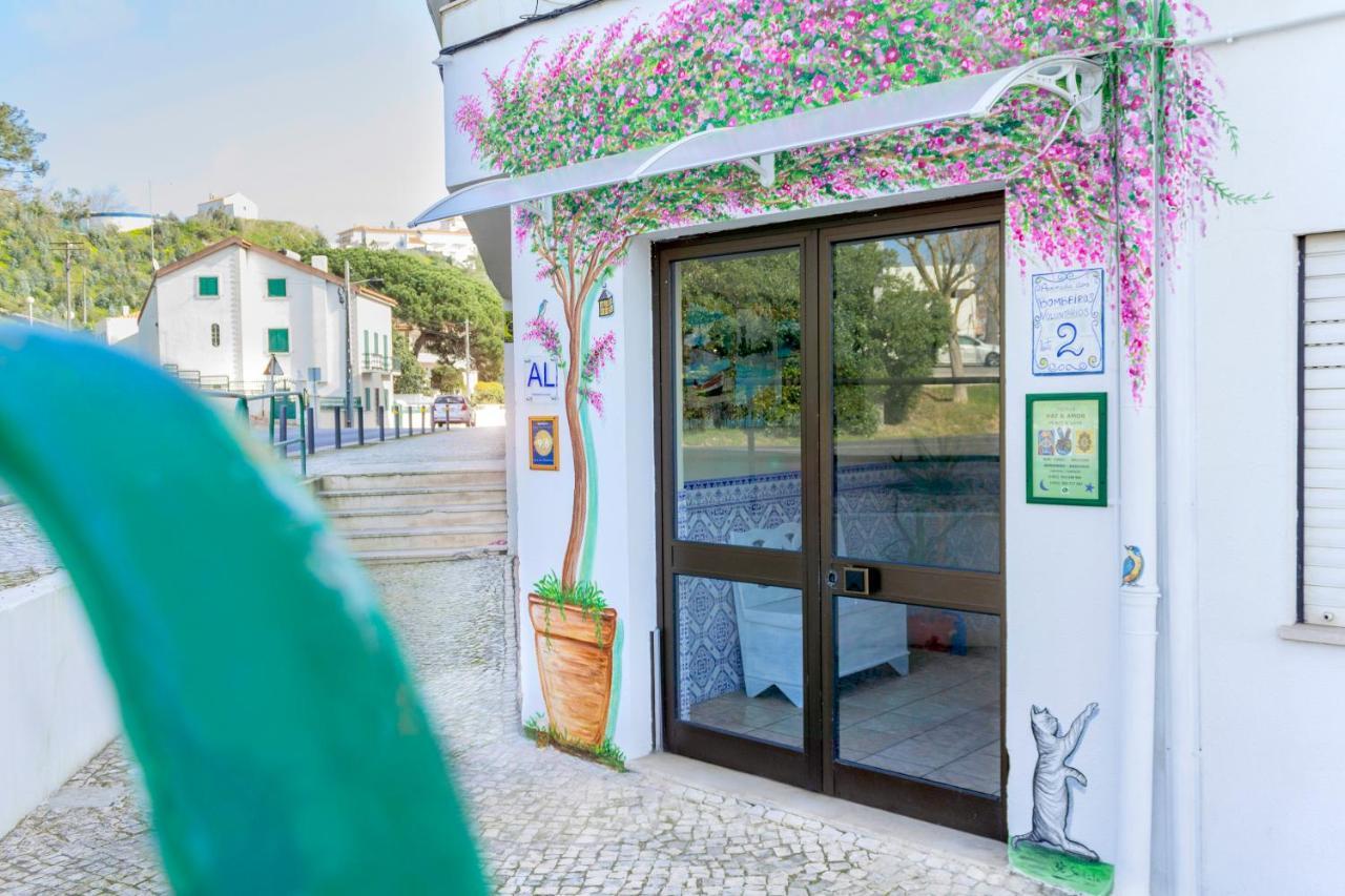 Paz & Amor Guest House - Peace & Love Nazaré Eksteriør billede