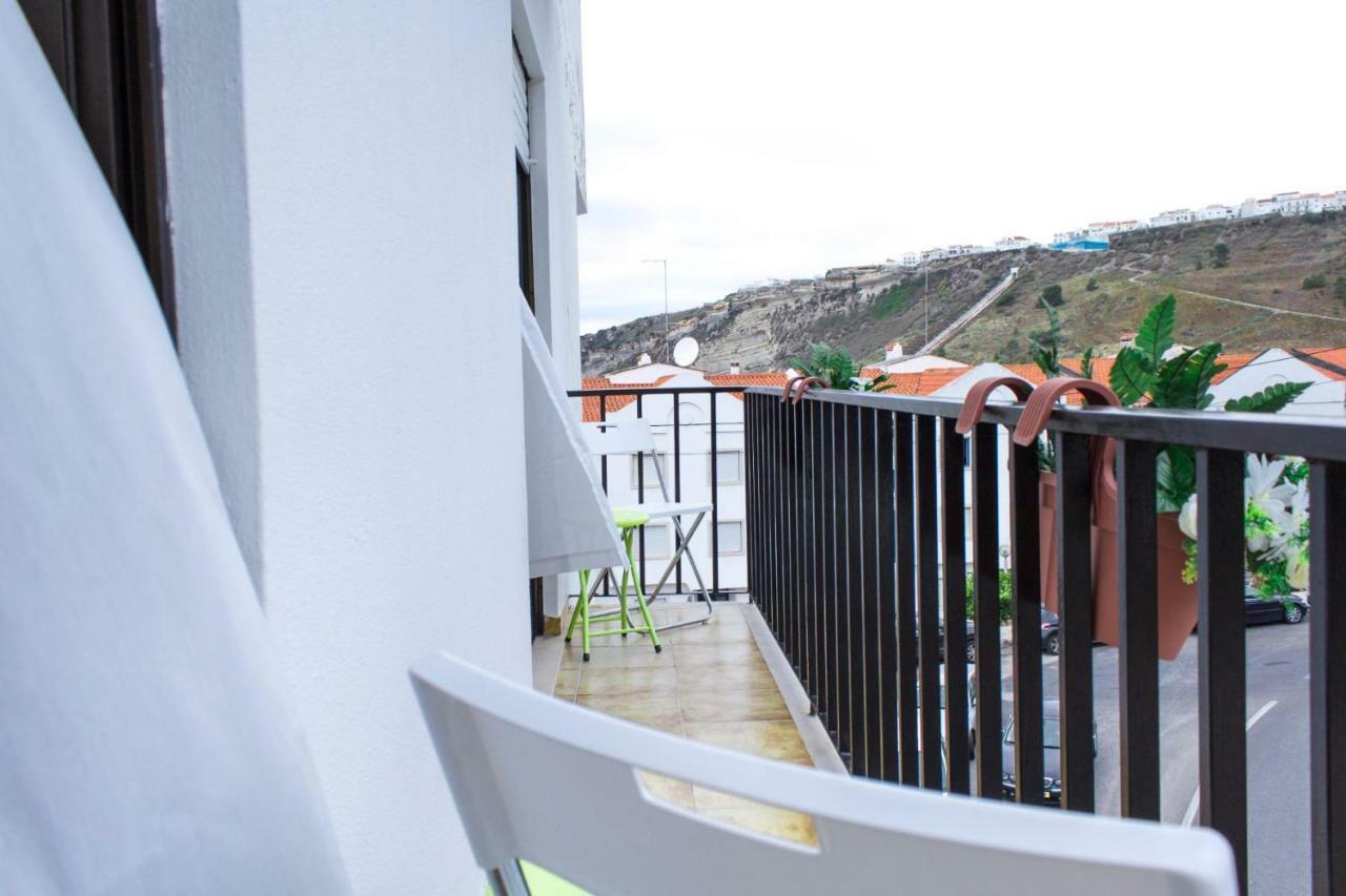 Paz & Amor Guest House - Peace & Love Nazaré Eksteriør billede